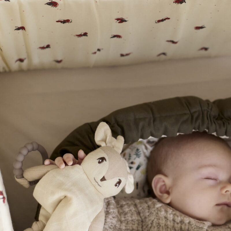 Doudou faon avec anneau de dentition Filibabba