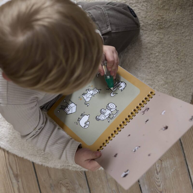 Livre de coloriage d'eau Filibabba